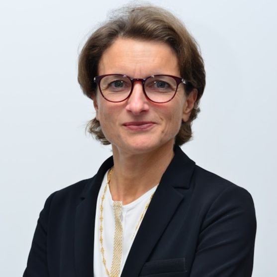 Sophie Macquet Sk 1989 Est Nommée Directrice Des Achats Du Groupe Spie